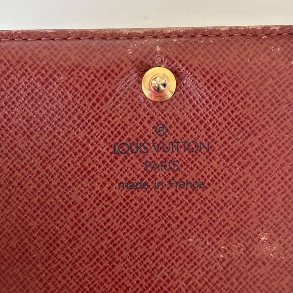 Louis Vuitton Porte Monnaie Tresor Monogram Wallet - Picture 9 of 12